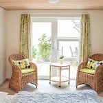Дом отдыха Lovely In With Kitchen Транекер