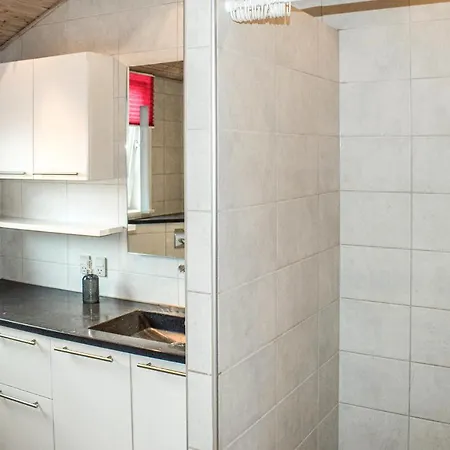 Prázdninový dům Lovely In With Kitchen *