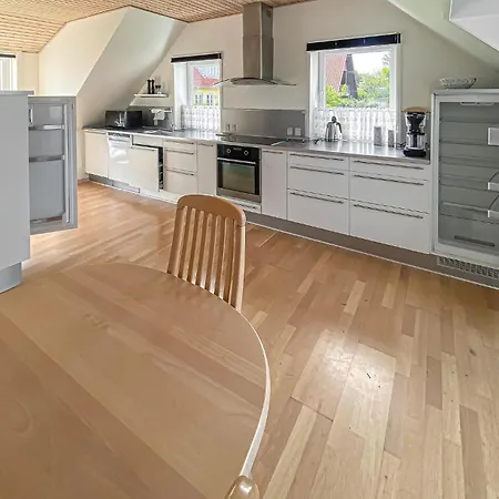 Prázdninový dům Lovely In With Kitchen *