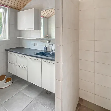 Feriehus Lovely In With Kitchen